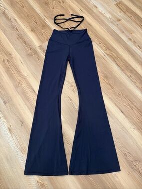 NWOT Offline by Aerie Navy Flare Leggings with Tie Around Waist-XS Short